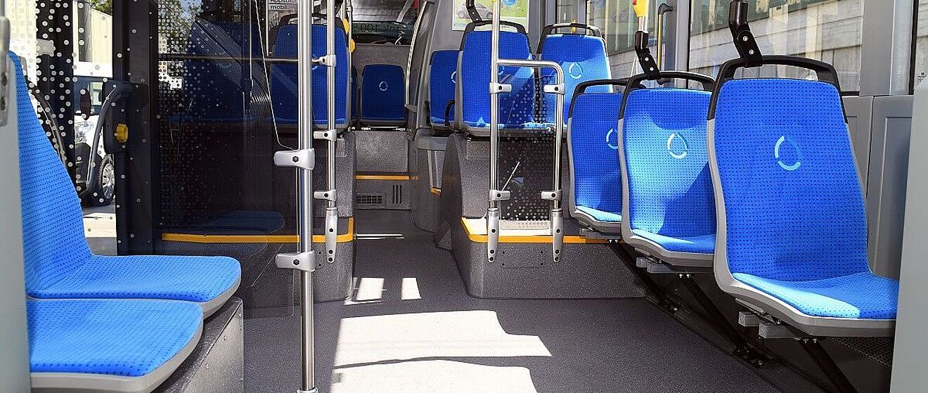 Innenraum der neuen Busse.