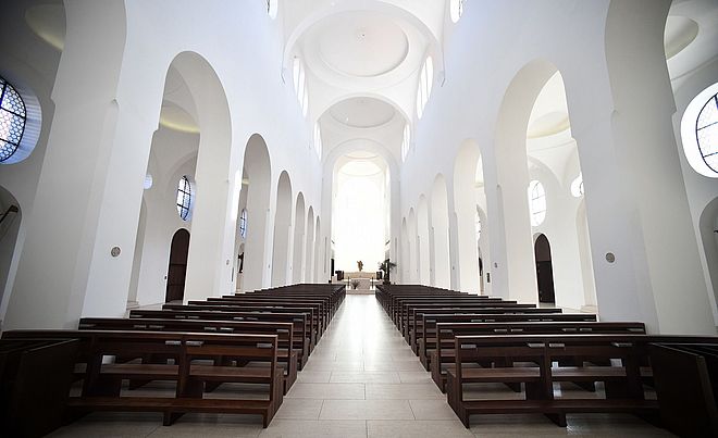 Innenansicht der Sankt-Moritz Kirche. Weiterverlinkung zu Tour 1: Historische Innenstadtroute