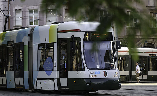 Nahaufnahme einer swa Tram.