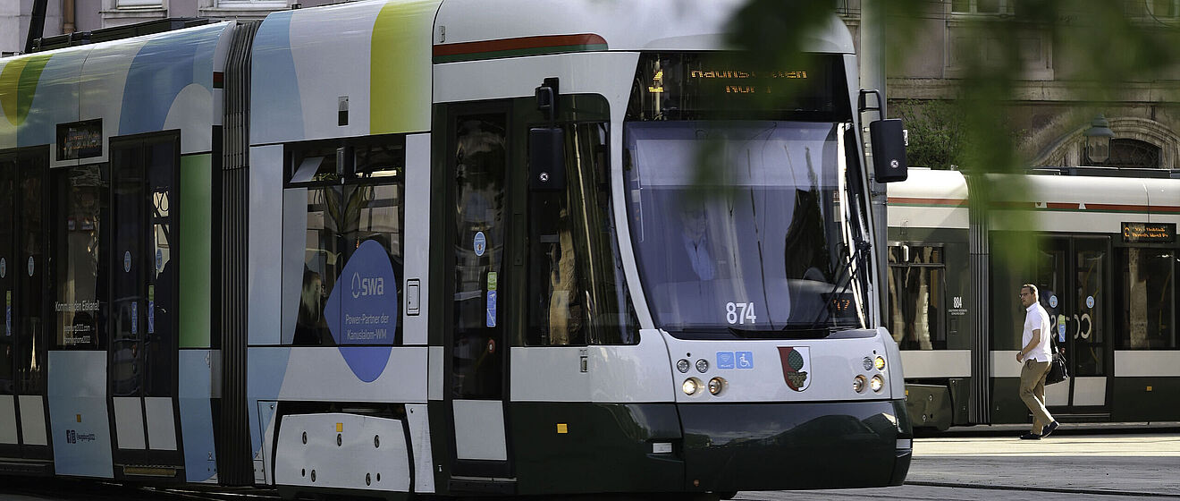 Nahaufnahme einer swa Tram.