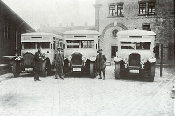 Bus_1-3.jpg