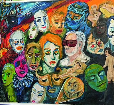 Kunstwerk mit verschiedenen Gesichtern.