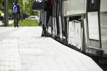 Barrierefreiheit an Haltestellen Niederflurtechnik