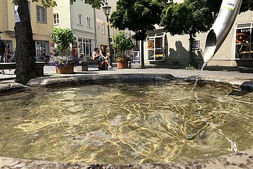 Foto des Trinkbrunnen am Holbeinplatz - ein Klick darauf führt zur Fotoansicht