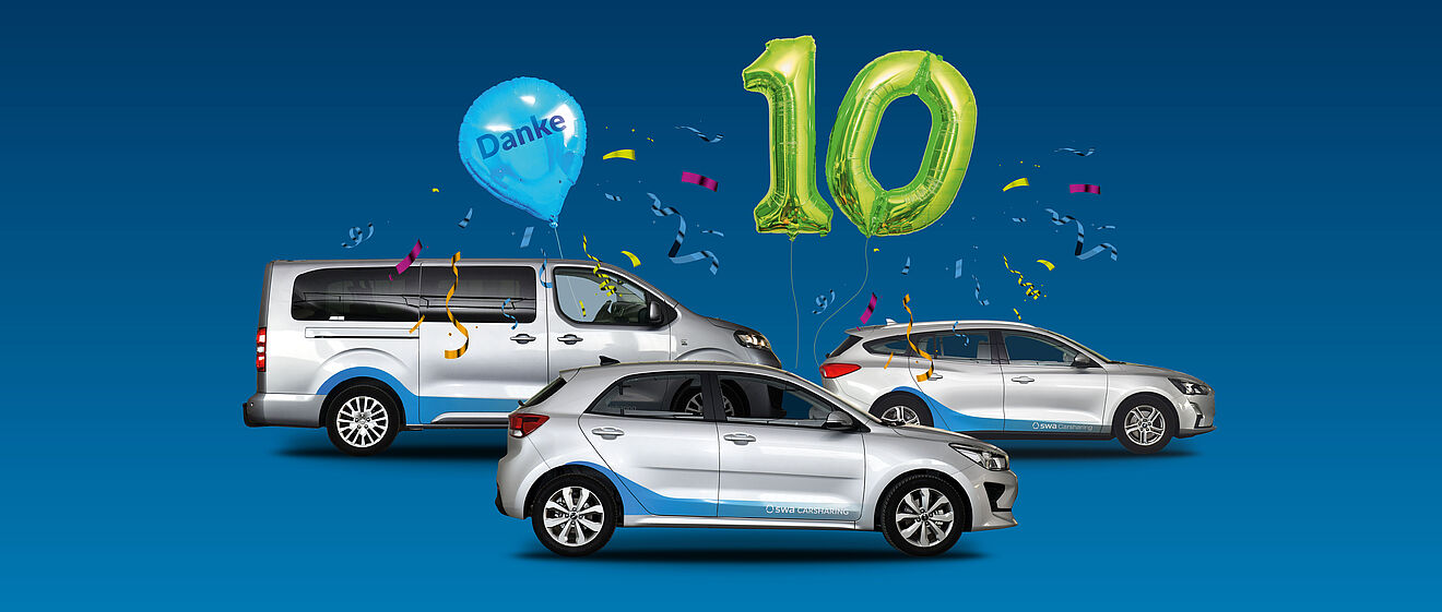 Drei verschiedene Carsharing Autos fahren mit Konfetti vor dunkelblauem Hintergrund mit einem 10er und einem Danke Ballon
