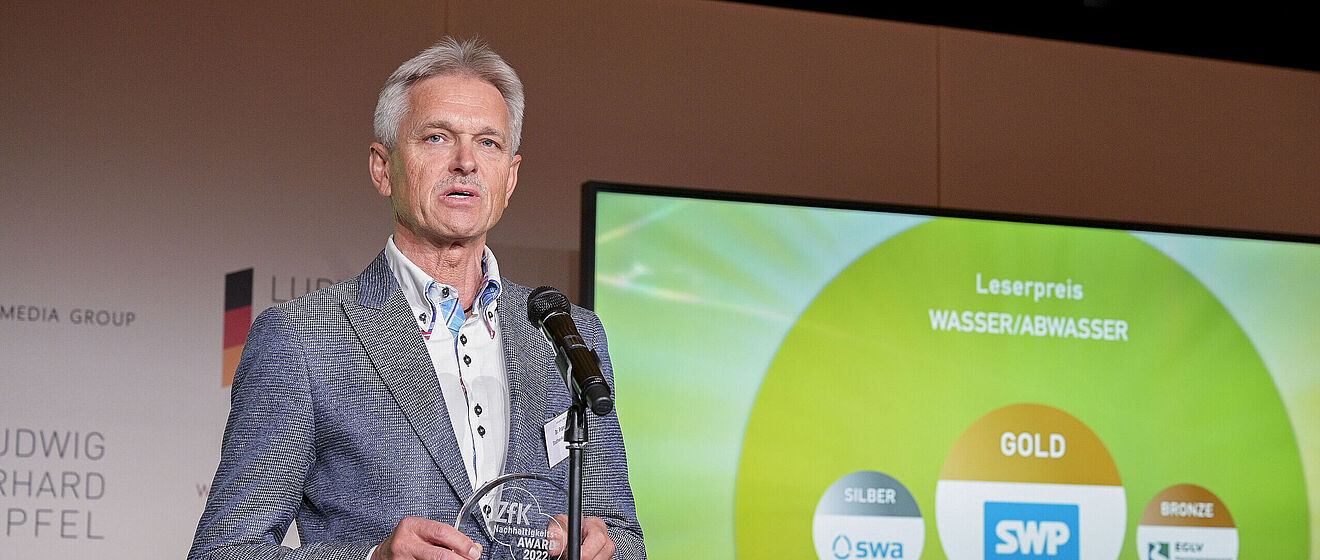 Die Auszeichnung wurde in Empfang genommen.