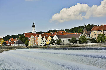 Lechwehr und Uferpromenade / Bild: Stadt Landsberg am Lech