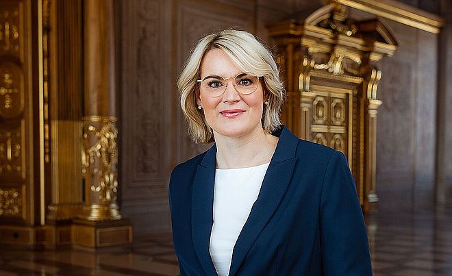 Foto der Augsburger Oberbürgermeisterin Eva Weber.