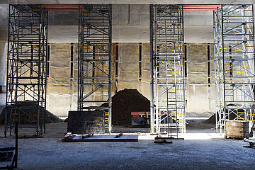 Foto der unterirdischen Bahnhofsbaustelle. - Ein Klick auf das Bild führt zur Fotoansicht.