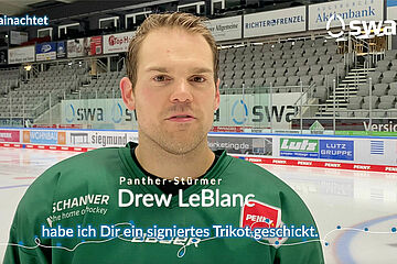 AEV-Spieler Drew LeBlanc steht auf der Eisfläche - Ein Klick auf das Bild führt zur vergrößerten Fotoansicht.