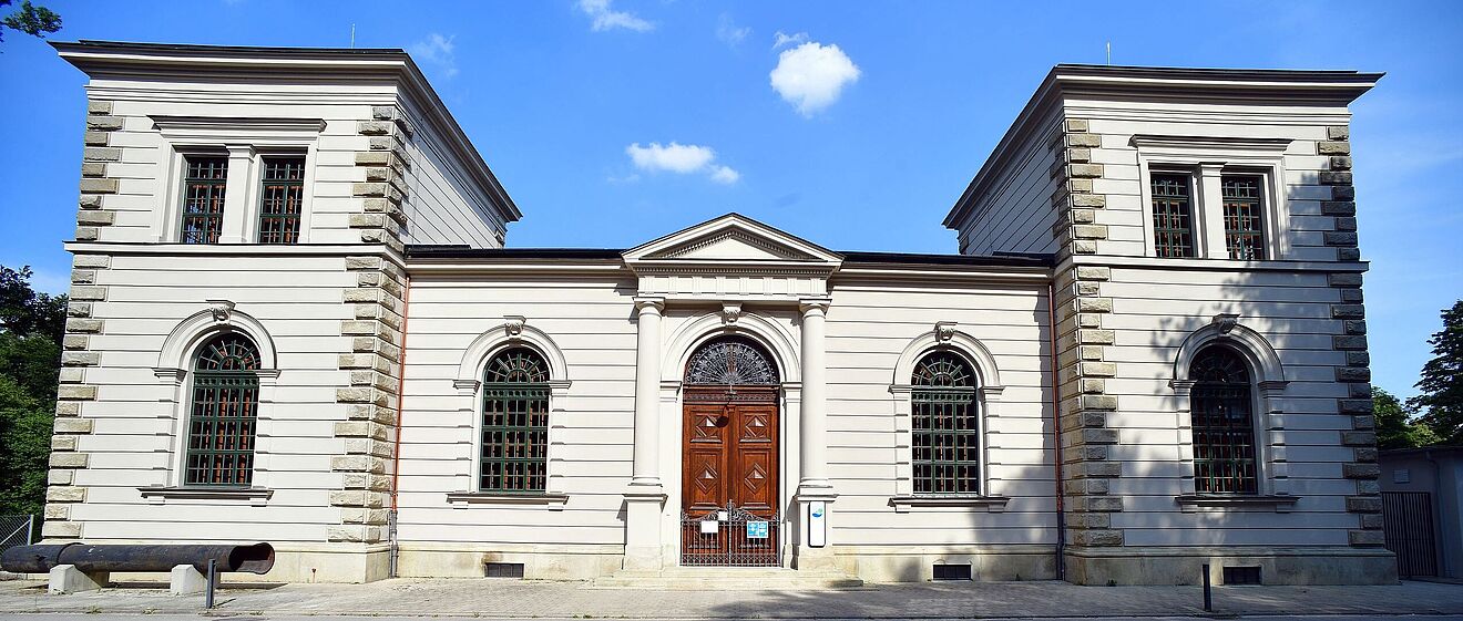 Außenansicht vom Hochablass Wasserwerk Augsburg
