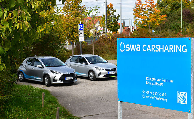 Carsharing Autos stehen auf Carsharing Parkplatz, Weiterleitung zu Standortanzeige