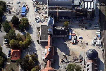 Das Gaswerksgelände von Oben während Bauarbeiten stattfinden. Ein Klick auf das Bild ermöglicht eine größere Ansicht.