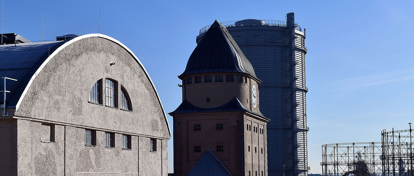 Blick auf das Gelände des historischen Gaswerks sowie dem Gaskessel