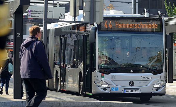 NeueBusse.jpg
